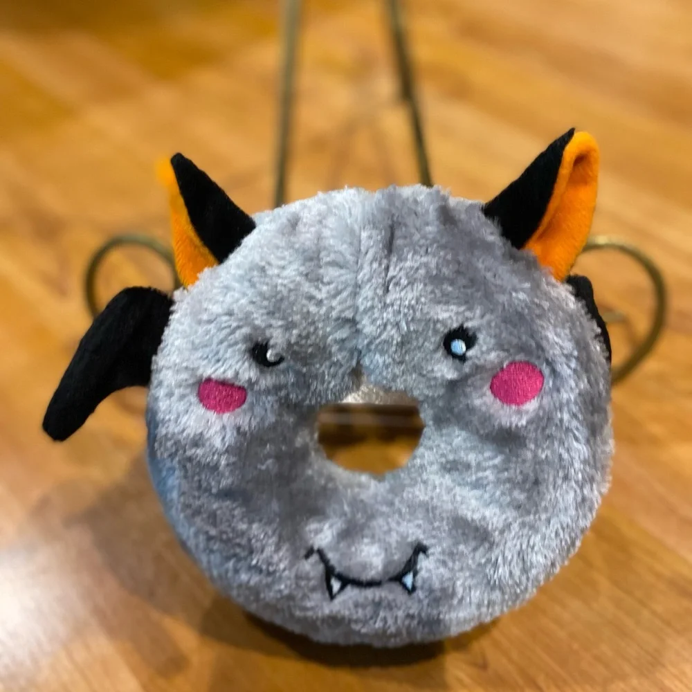 Call- Brand New Zippy Paws Donuts Buddies With Squeaker